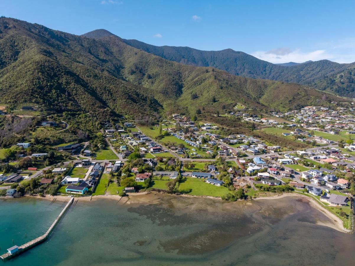 Bay Vista Waterfront Motel Picton Εξωτερικό φωτογραφία