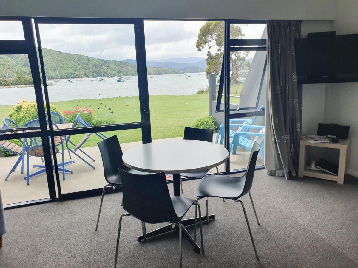 Bay Vista Waterfront Motel Picton Εξωτερικό φωτογραφία