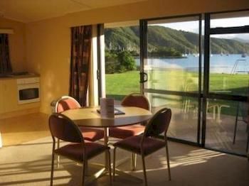 Bay Vista Waterfront Motel Picton Εξωτερικό φωτογραφία