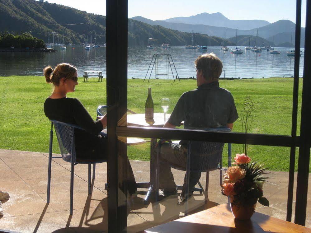 Bay Vista Waterfront Motel Picton Εξωτερικό φωτογραφία